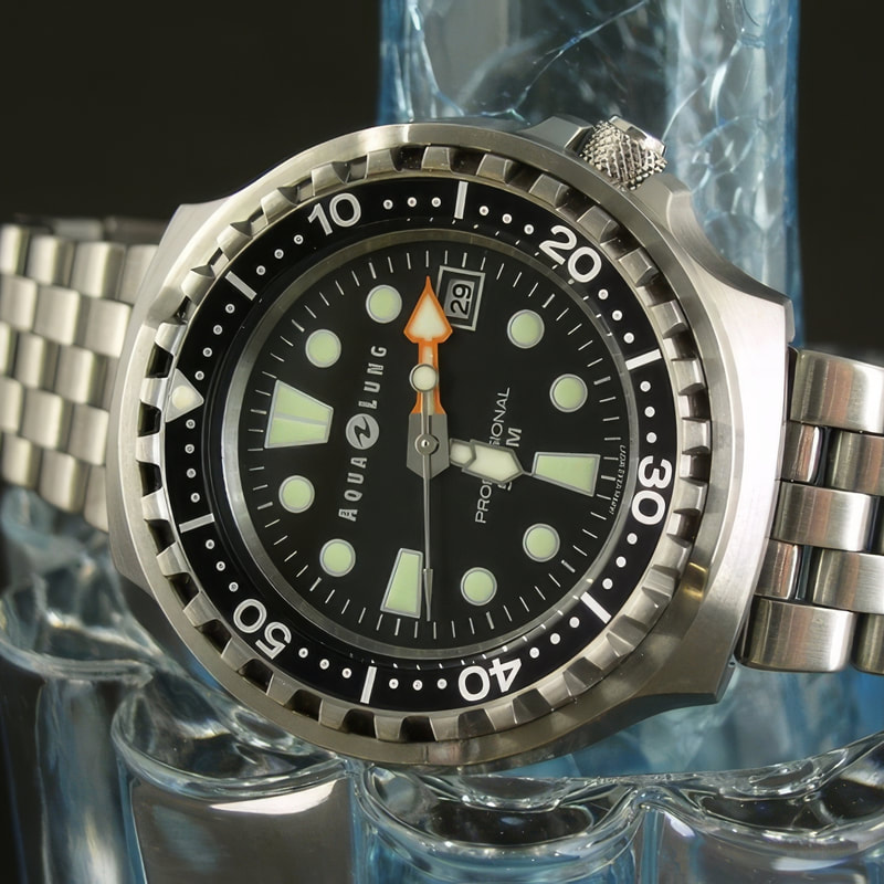 Aqualung diver - search Watchuseek for background